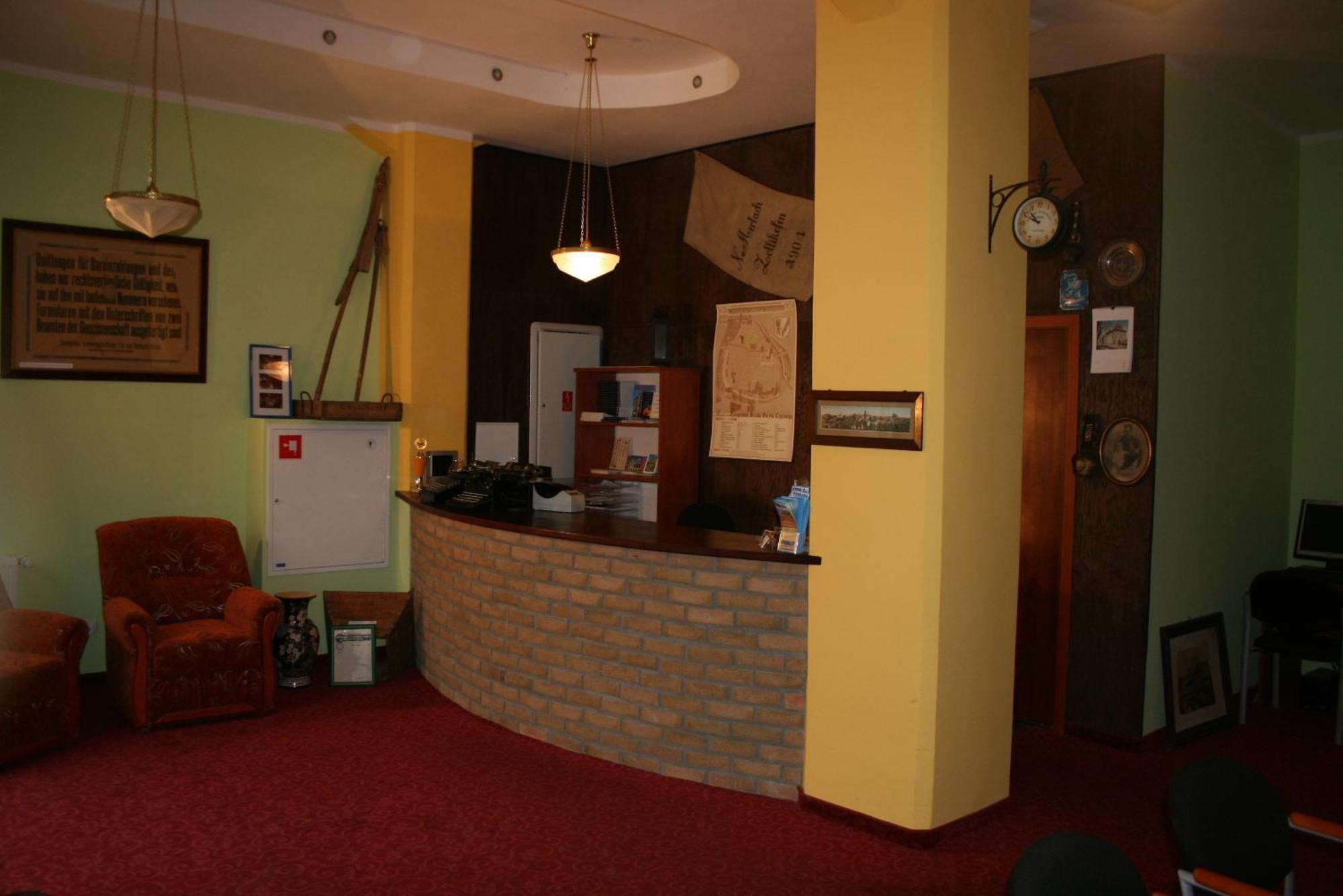 Hotel Spichlerz Старгард-Щециньски Экстерьер фото