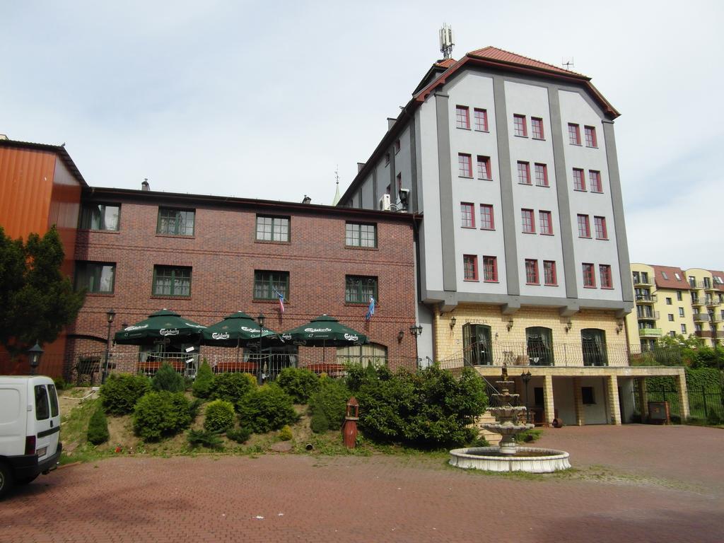 Hotel Spichlerz Старгард-Щециньски Экстерьер фото