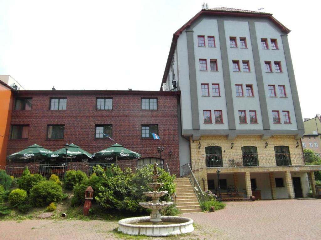 Hotel Spichlerz Старгард-Щециньски Экстерьер фото
