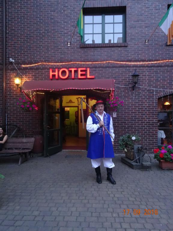 Hotel Spichlerz Старгард-Щециньски Экстерьер фото